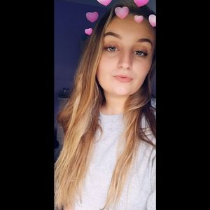 Meet your Posher, Marisa